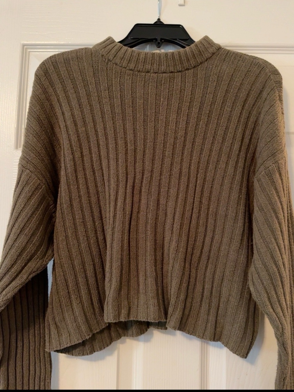 American Eagle Women’s Medium Hunter Green Ribbed Knit Sweater